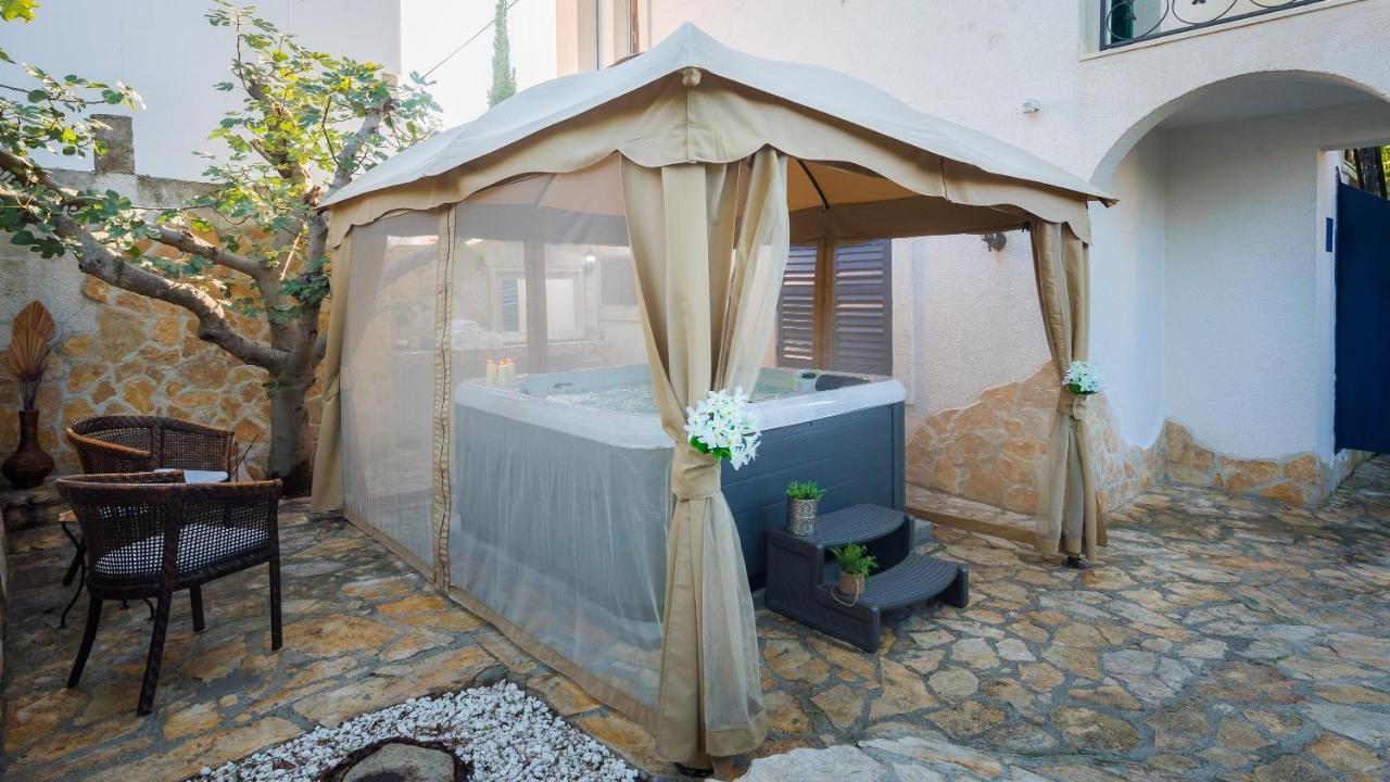 Villa Em Trogir Exterior foto